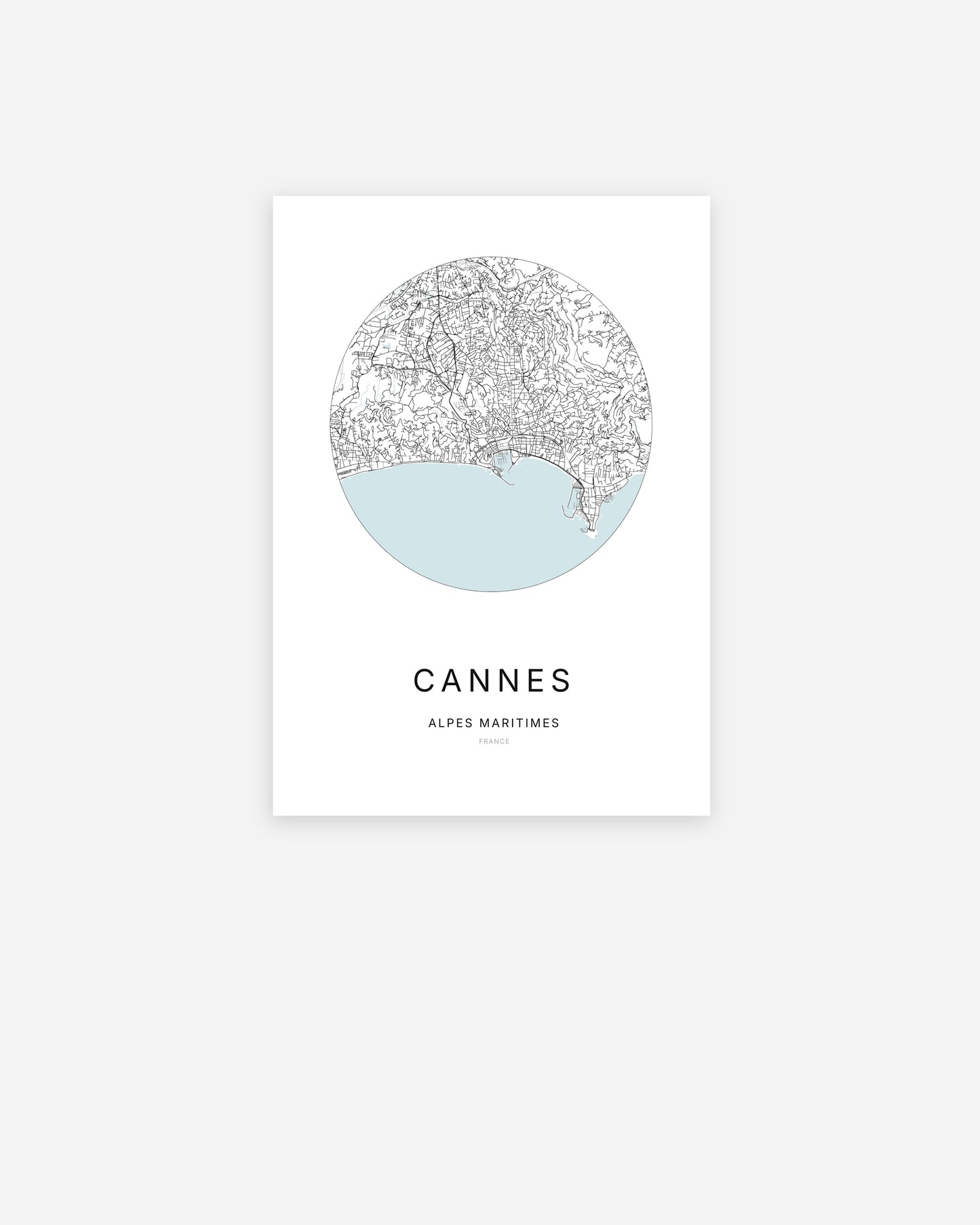 Affiche minimaliste de Cannes représentant le plan de la ville en design épuré.