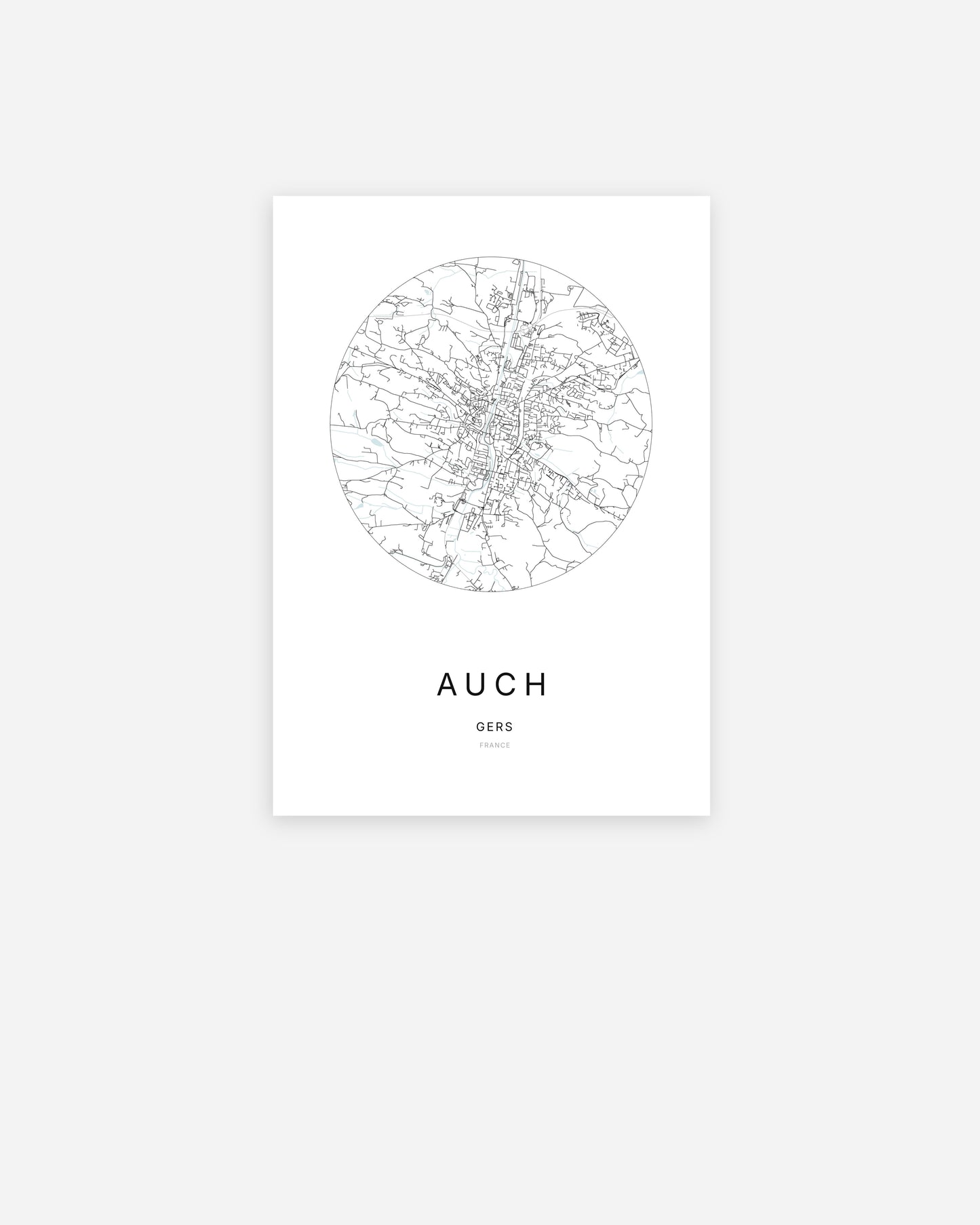 Affiche minimaliste d’Auch représentant le plan de la ville en design épuré.