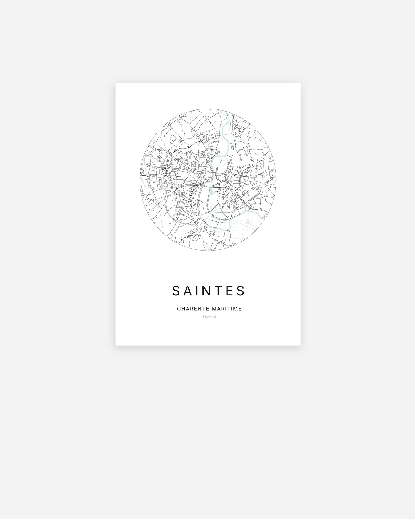Affiche minimaliste de Saintes représentant le plan de la ville en design épuré.