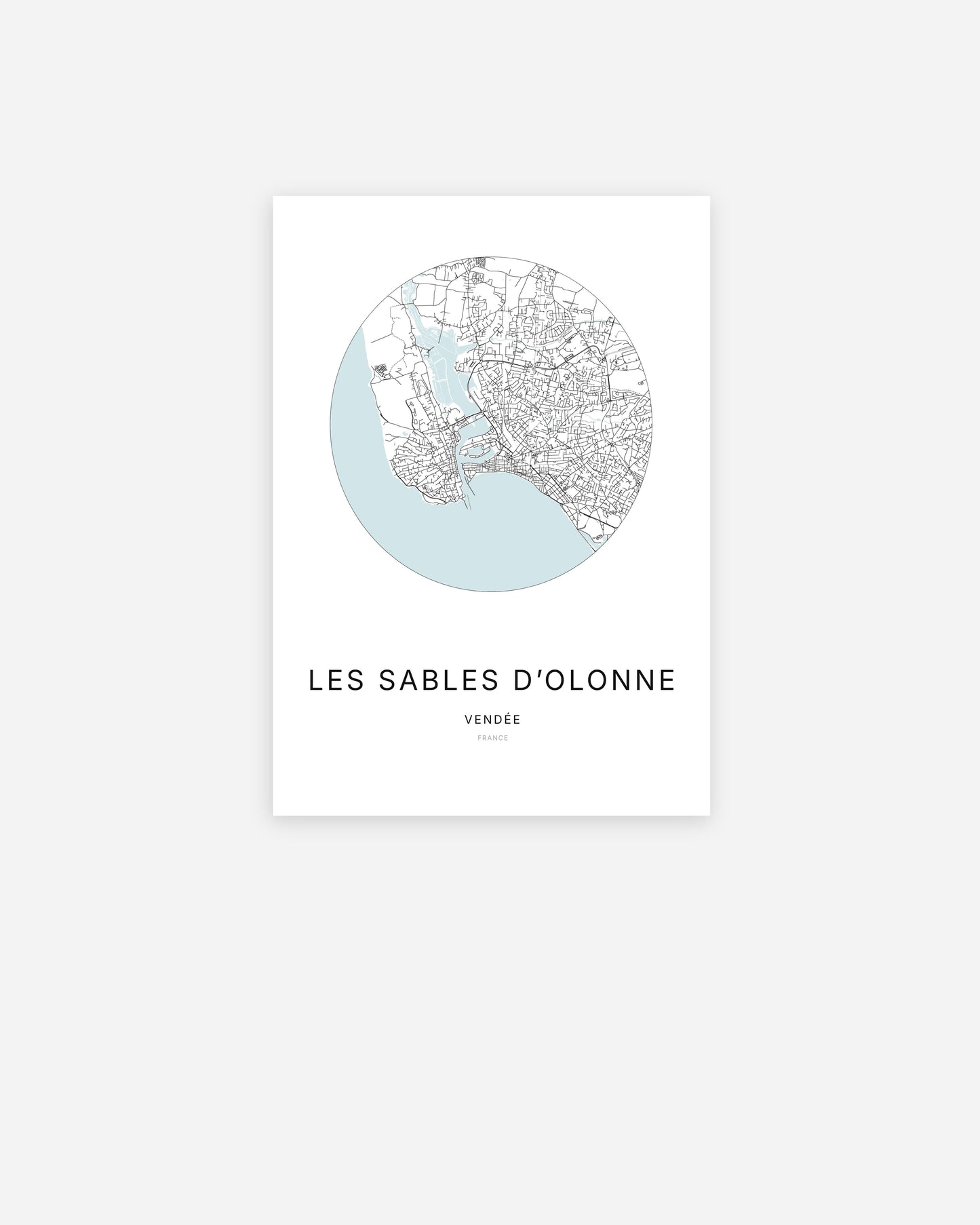 Affiche minimaliste des Sables-d’Olonne représentant le plan de la ville en design épuré.