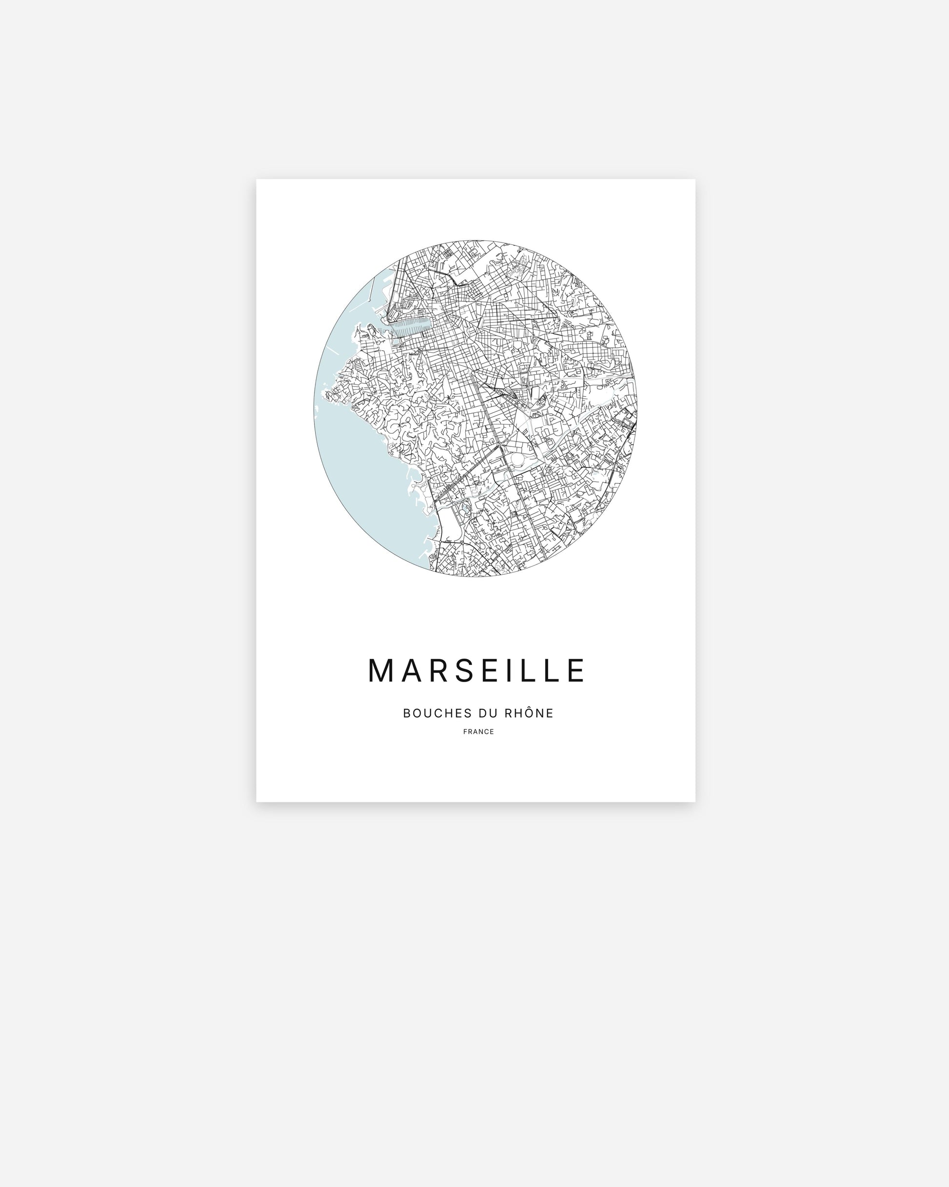 Affiche minimaliste de Marseille représentant le plan de la ville en design épuré.
