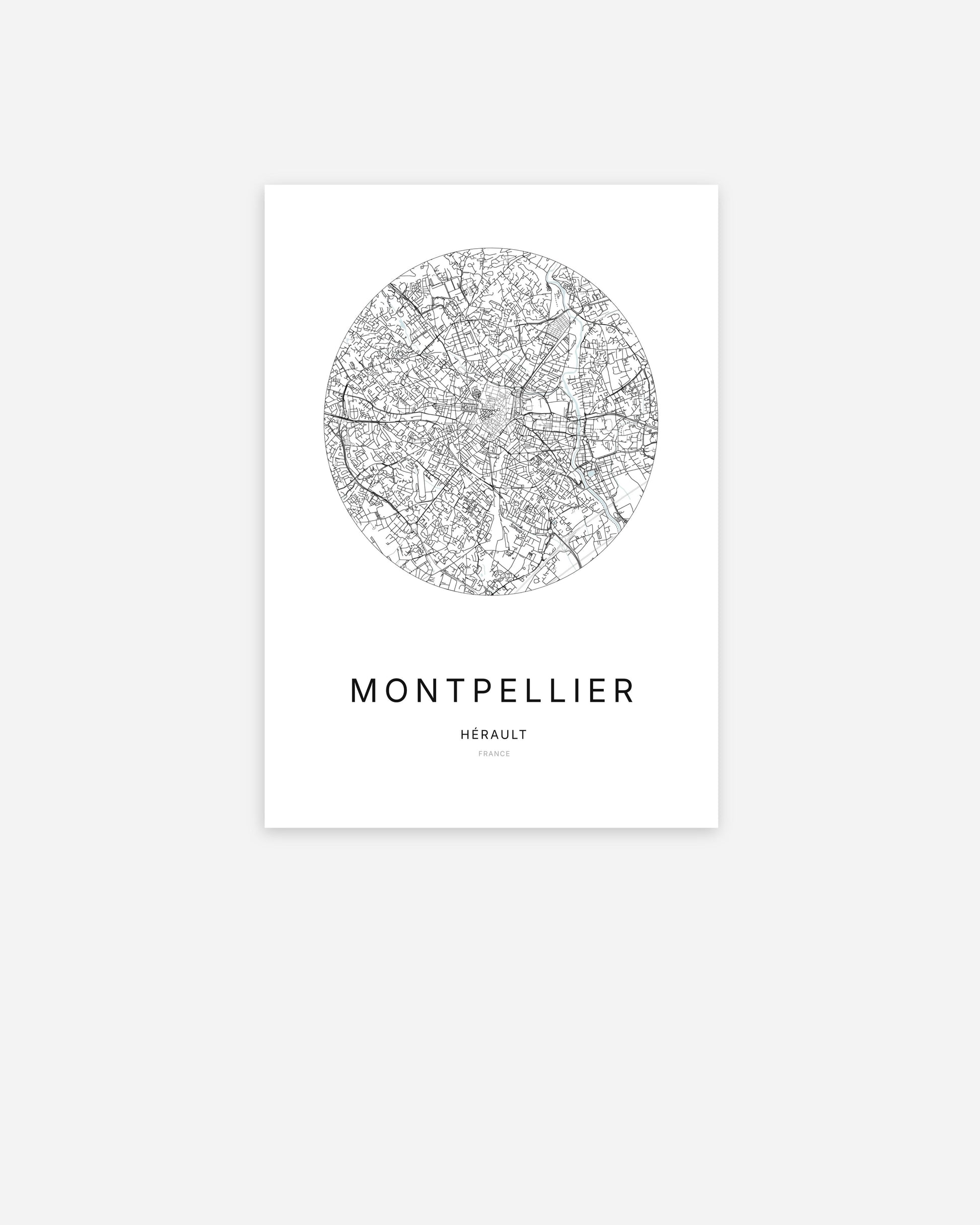 Affiche minimaliste de Montpellier représentant le plan de la ville en design épuré.