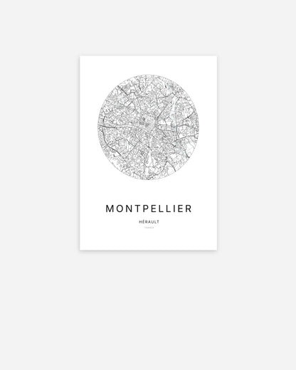 Affiche minimaliste de Montpellier représentant le plan de la ville en design épuré.