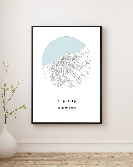 Affiche plan de ville minimaliste de Dieppe encadrée en noir.