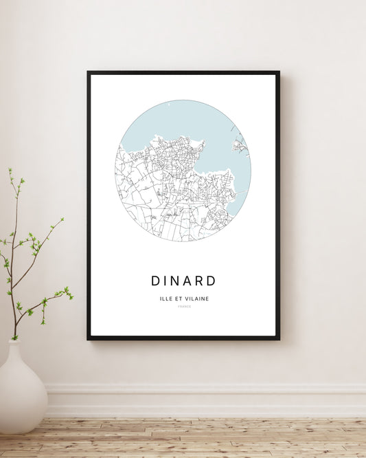 Affiche plan de ville minimaliste de Dinard encadrée en noir