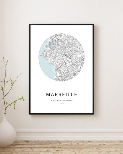 Affiche plan de ville minimaliste de Marseille encadrée en noir