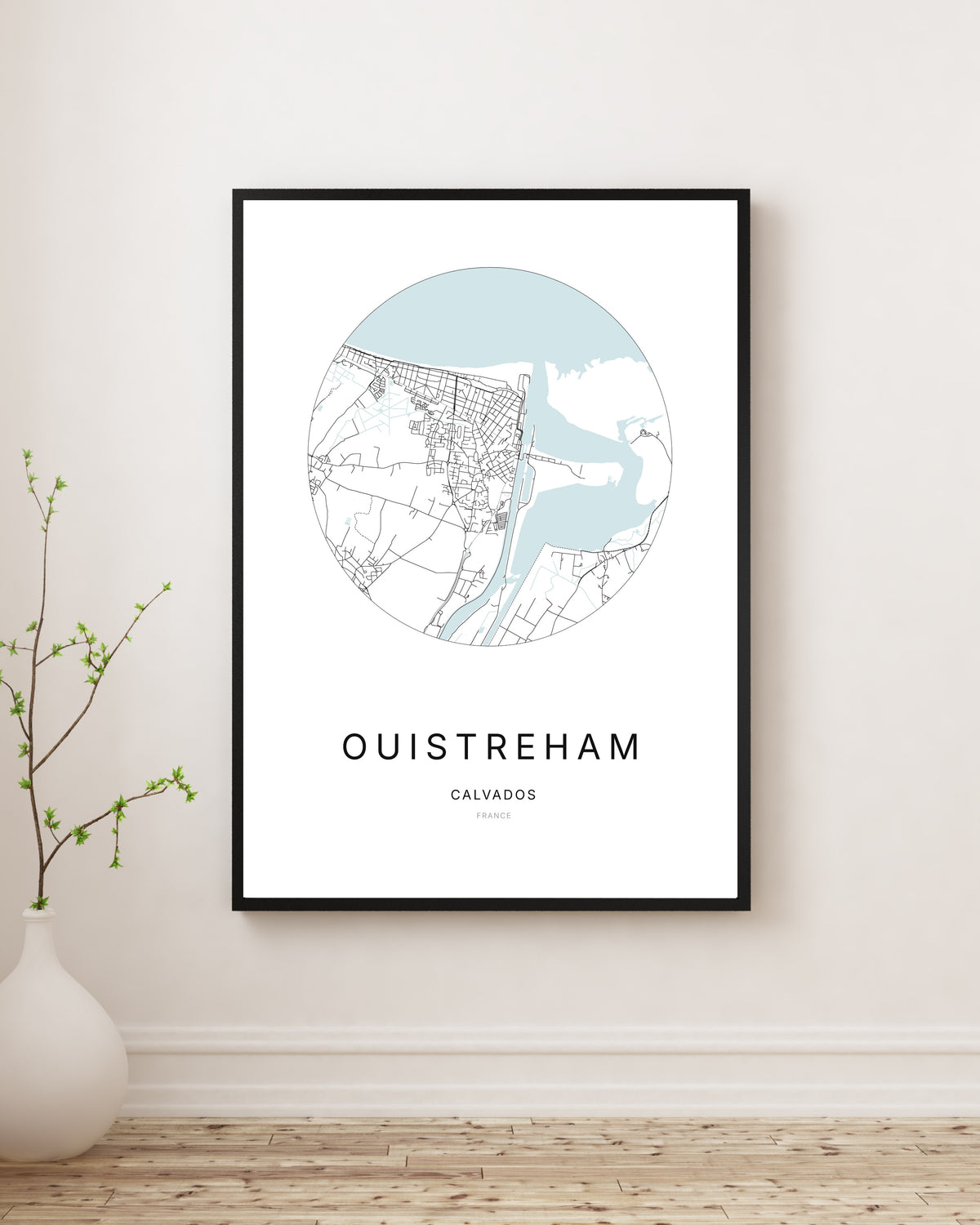 Affiche minimaliste du plan de la ville de Ouistreham.