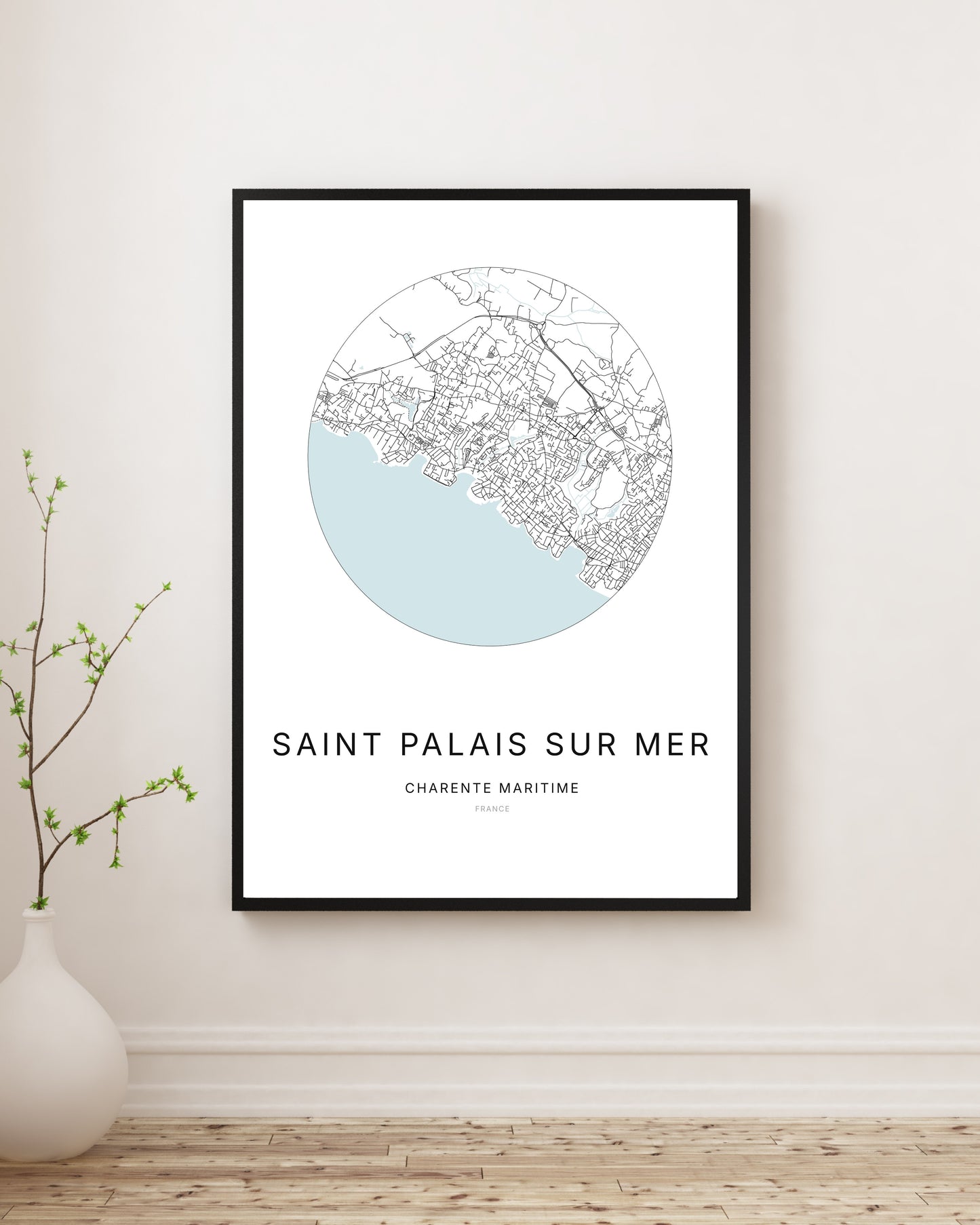 Affiche plan de ville minimaliste de Saint-Palais-sur-Mer encadrée en noir.