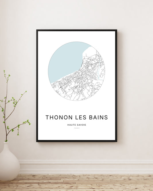 Affiche plan de ville minimaliste de Thonon-les-Bains encadrée en noir.