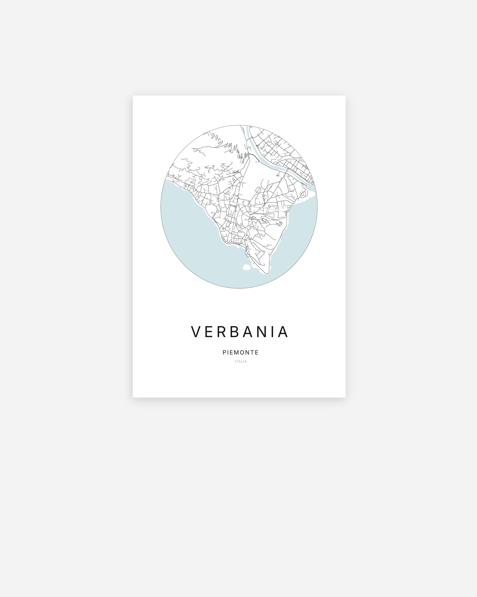 Plan de la ville de Verbania au design minimaliste.