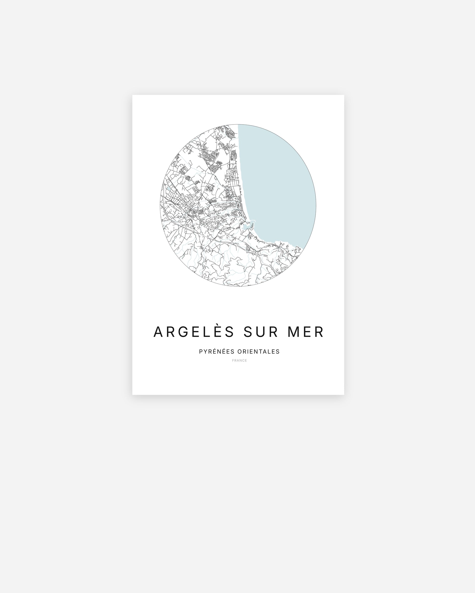 Affiche minimaliste d’Argelès-sur-Mer représentant le plan de la ville en design épuré.