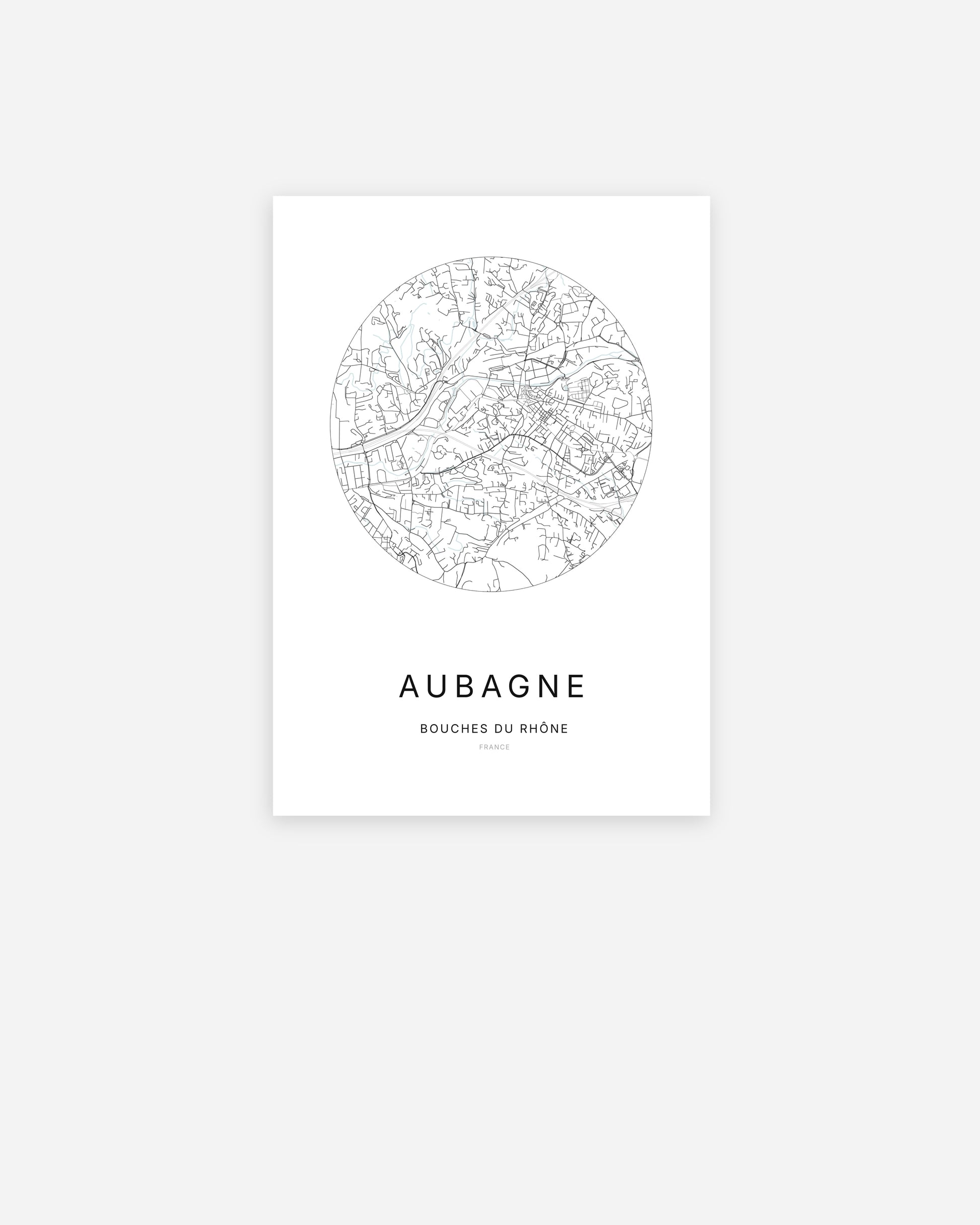 Affiche minimaliste d’Aubagne représentant le plan de la ville en design épuré.