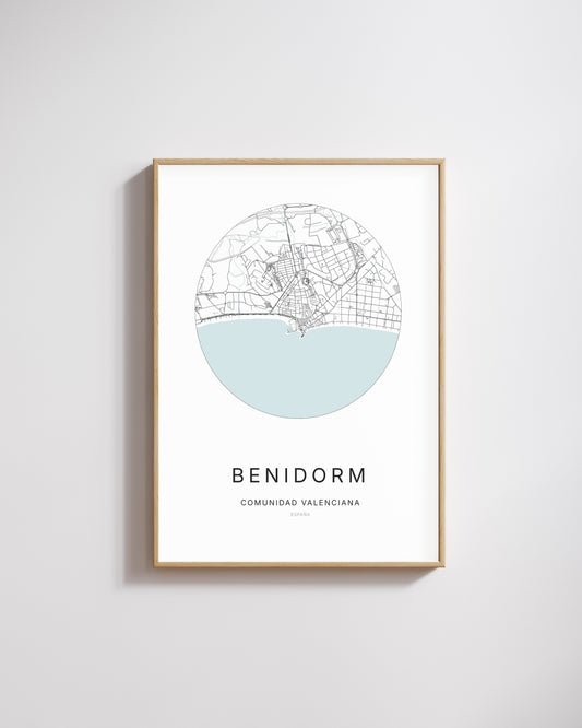 Poster représentant le plan de la ville de Benidorm.