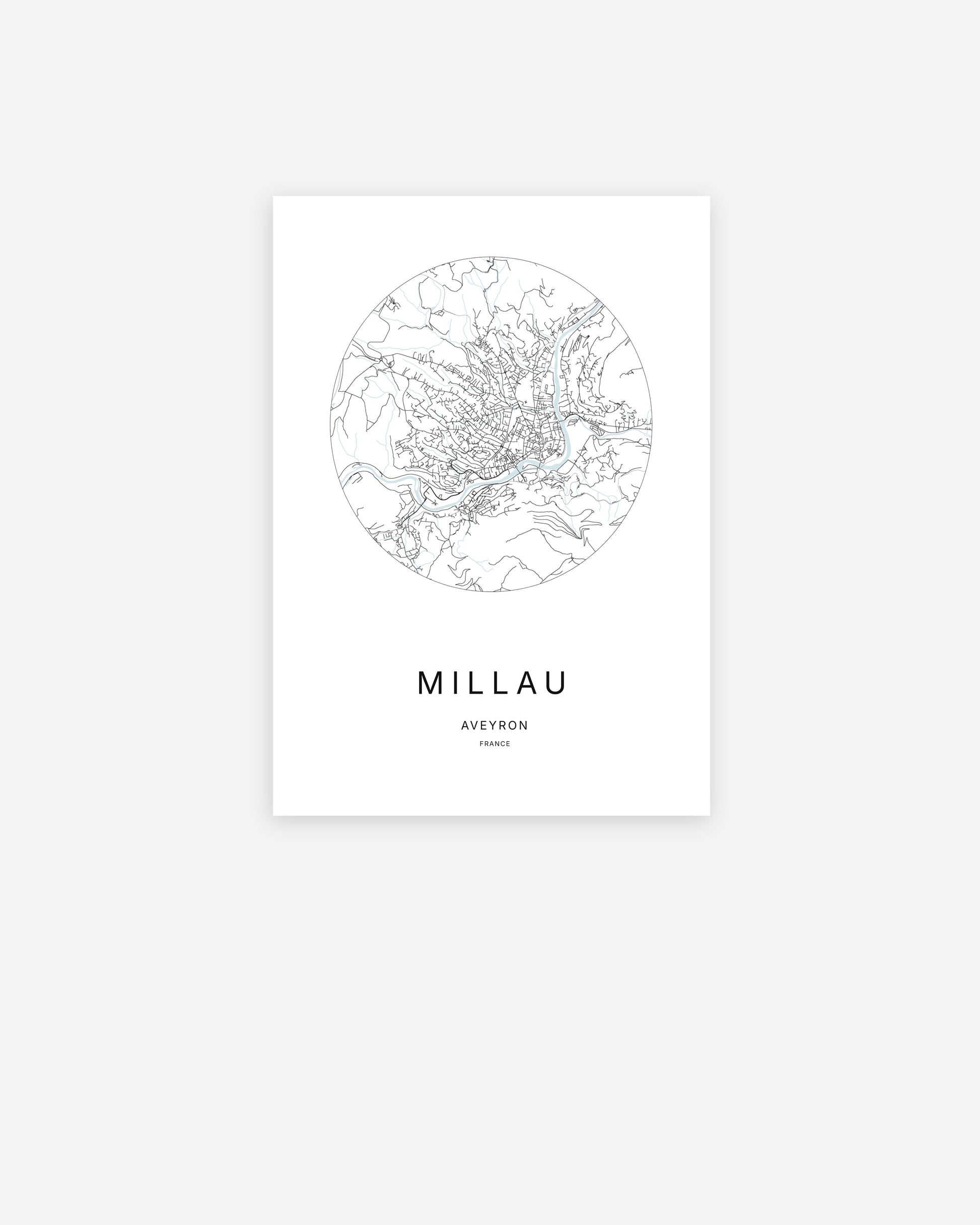 Affiche minimaliste de Millau représentant le plan de la ville en design épuré.