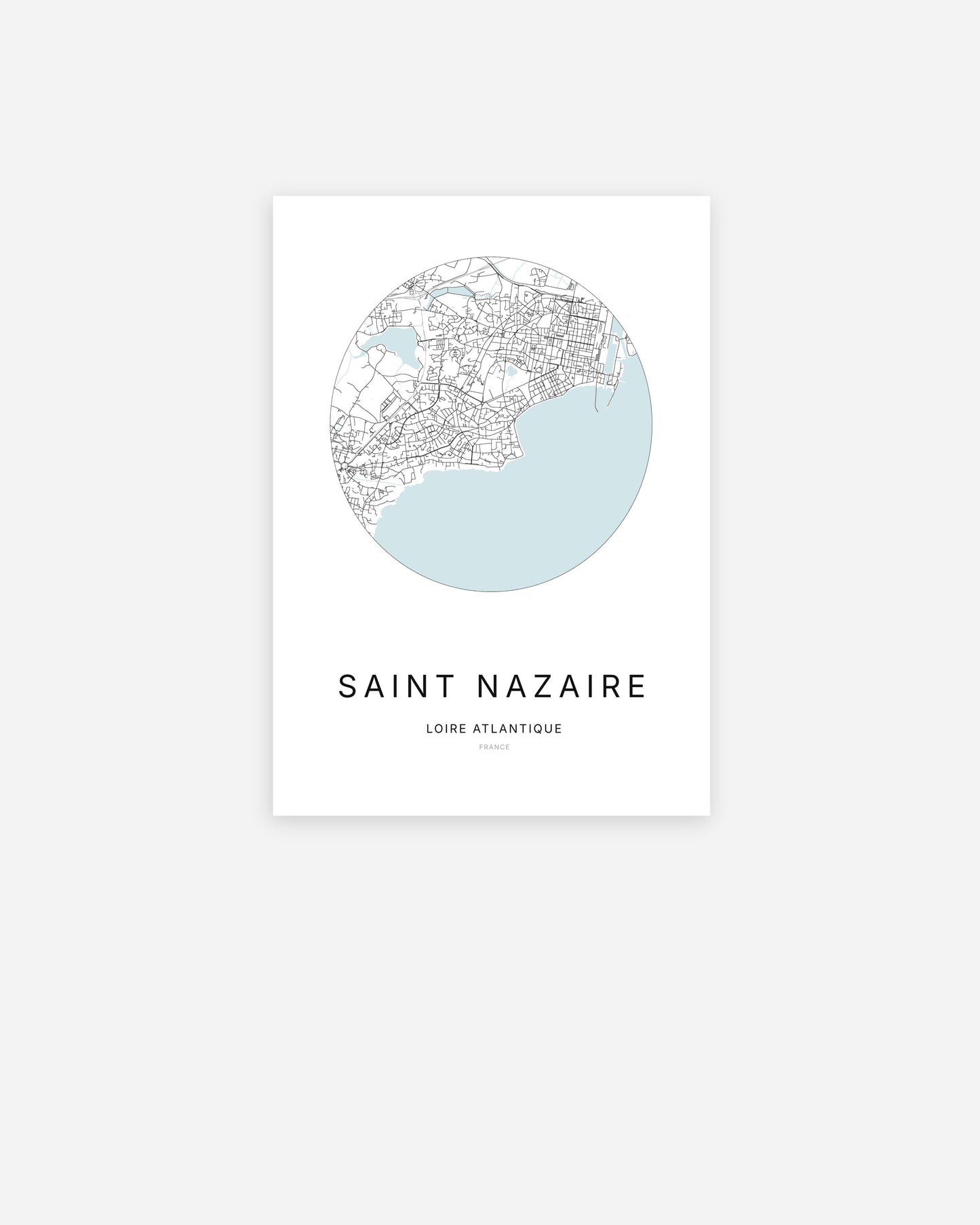 Affiche minimaliste de Saint-Nazaire représentant le plan de la ville en design épuré.