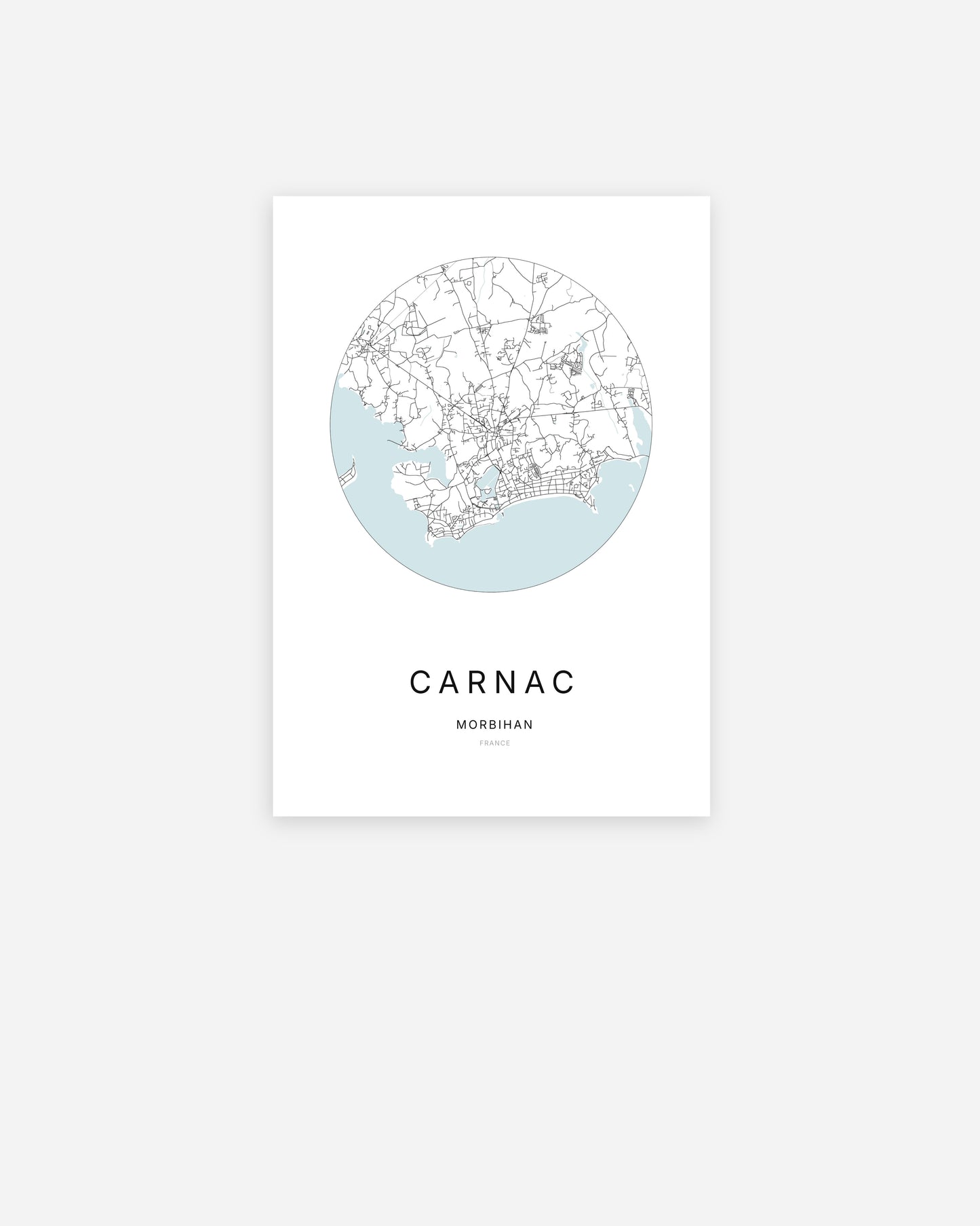 Affiche minimaliste de Carnac représentant le plan de la ville en design épuré.
