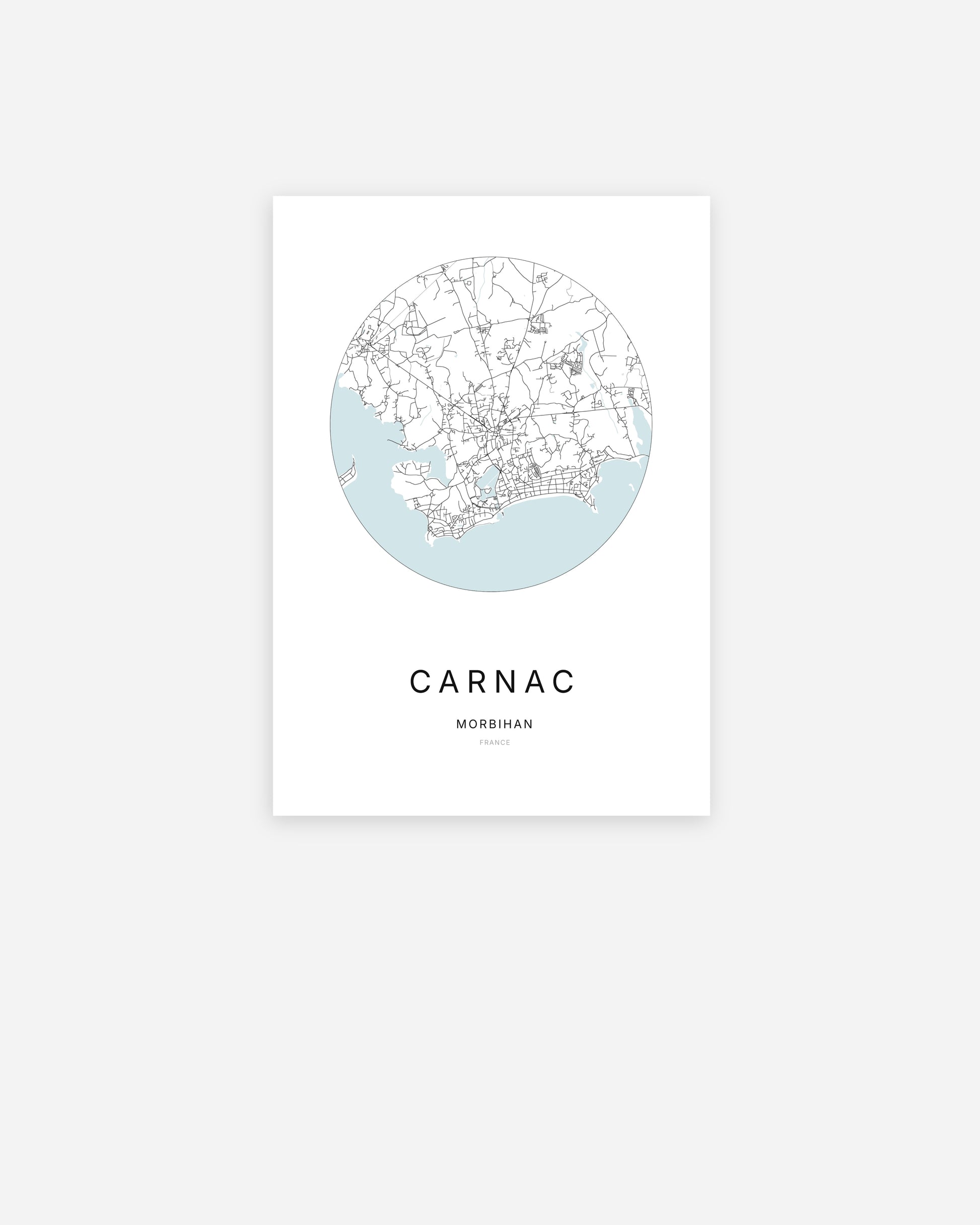 Affiche minimaliste de Carnac représentant le plan de la ville en design épuré.
