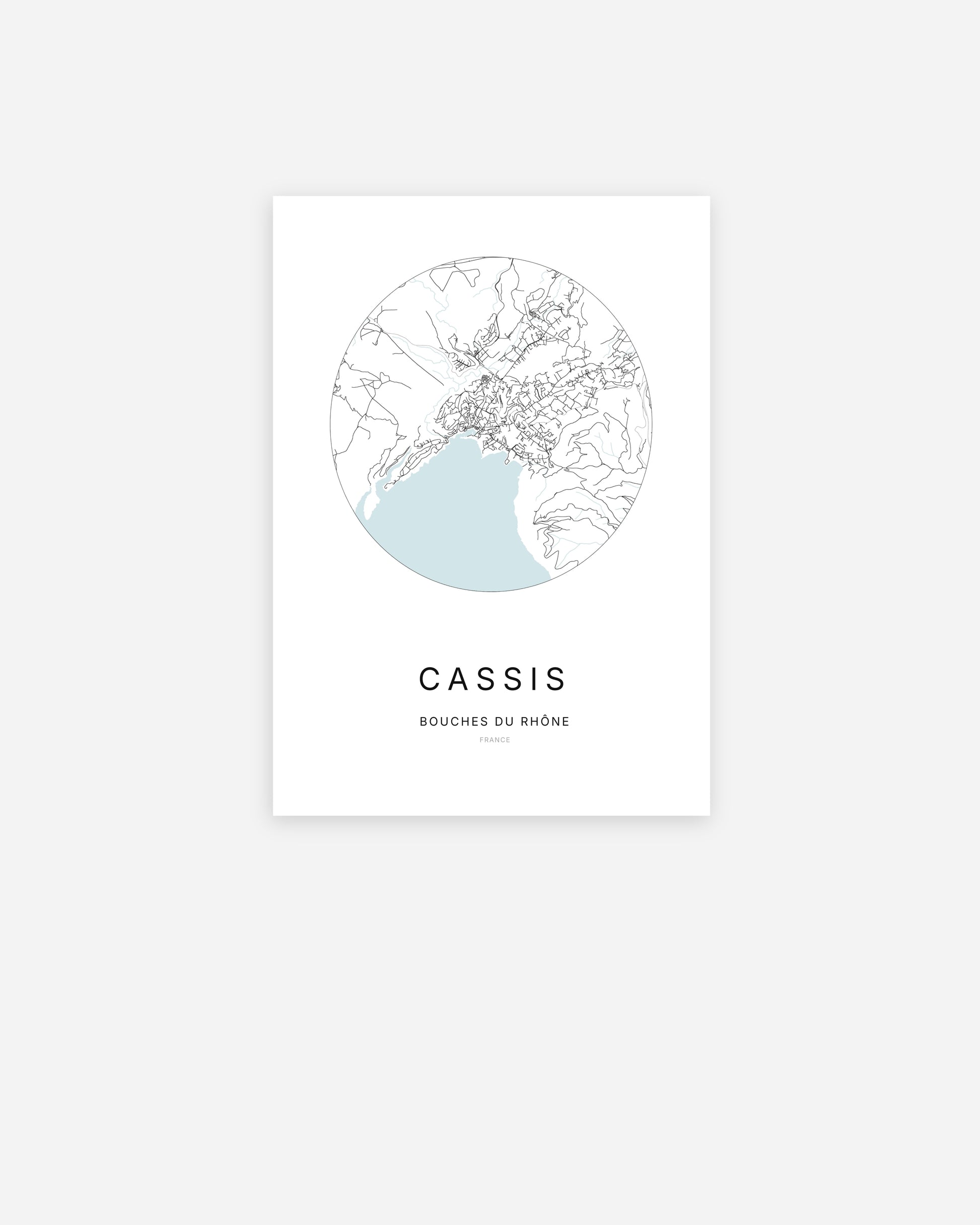 Affiche minimaliste de Cassis représentant le plan de la ville en design épuré.