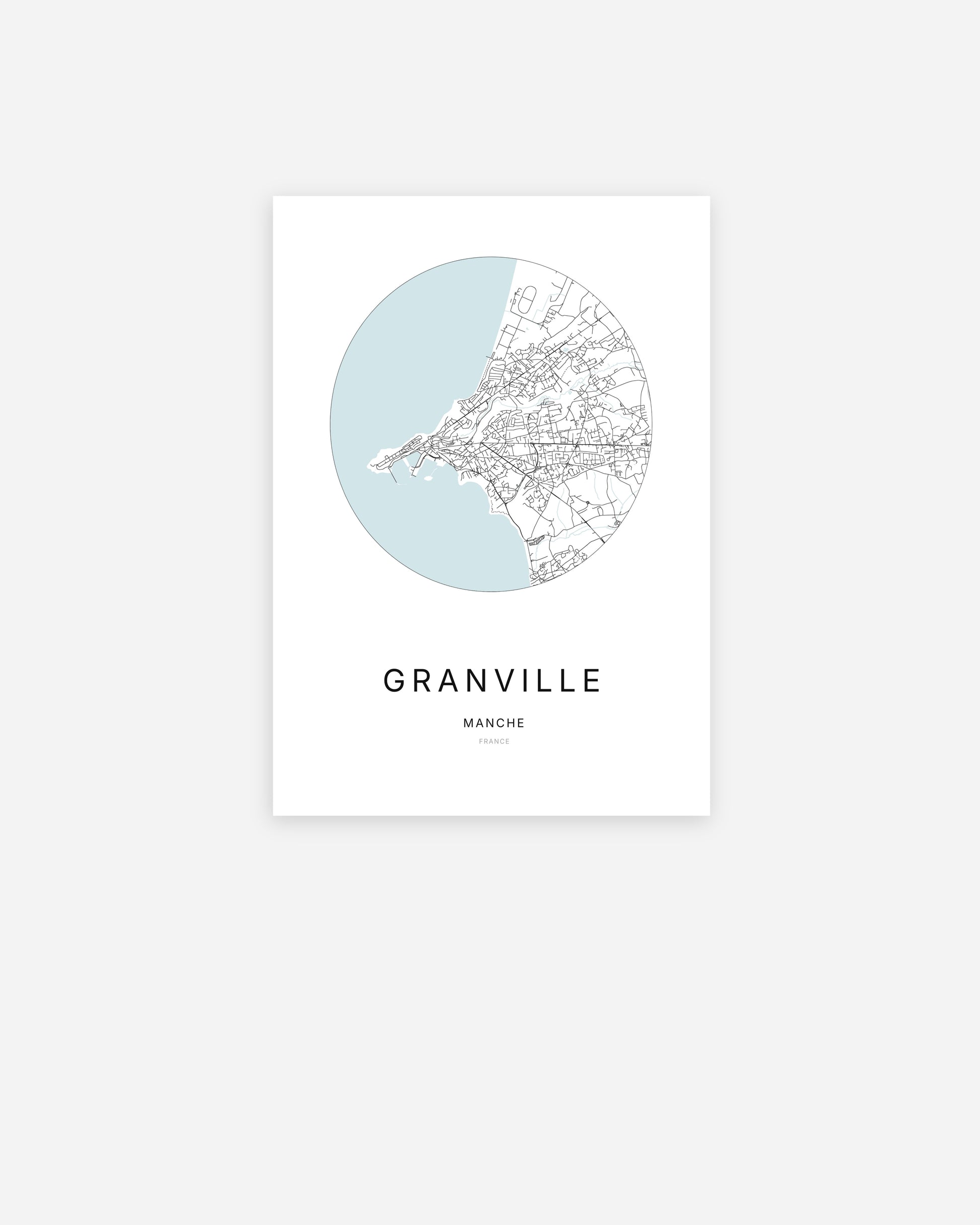 Affiche minimaliste de Granville représentant le plan de la ville en design épuré.