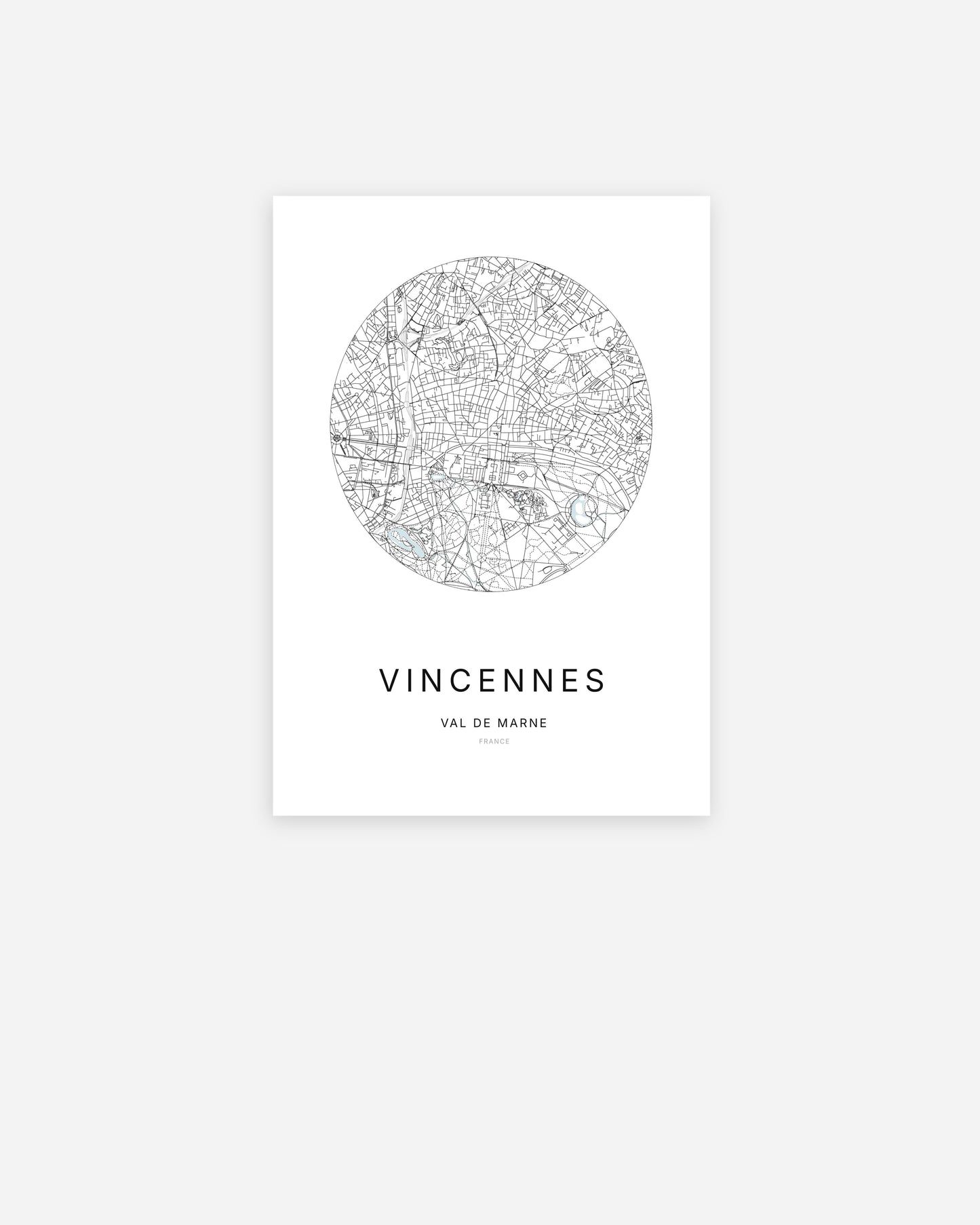 Affiche minimaliste de Vincennes représentant le plan de la ville en design épuré.