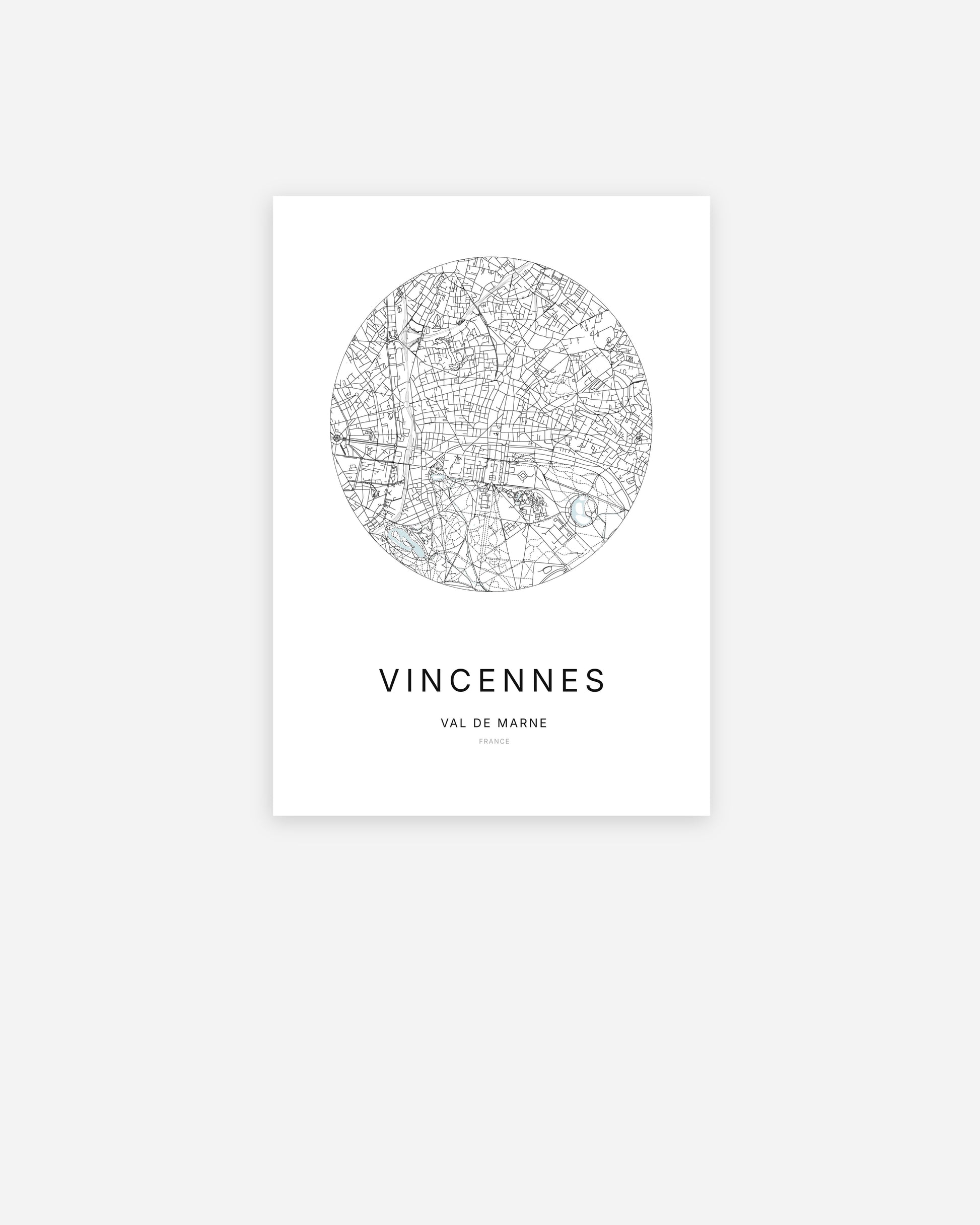 Affiche minimaliste de Vincennes représentant le plan de la ville en design épuré.