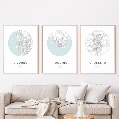 Trio d'affiches de Piombino, Livorno et Grosseto dans un salon.