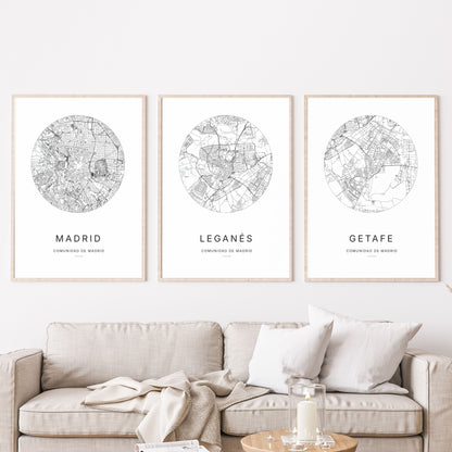 Trio d’affiches de Madrid, Leganés et Getafe dans un salon.