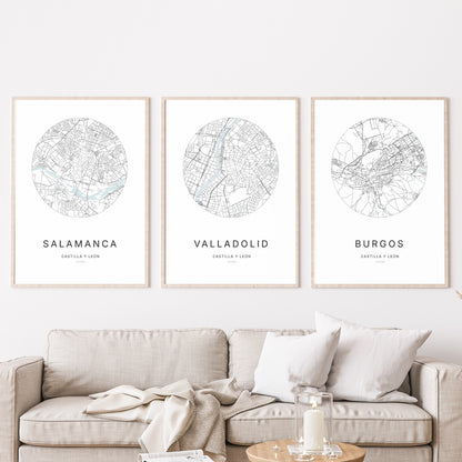 Trio d'affiches de Valladolid, Salamanca et Burgos dans un salon.