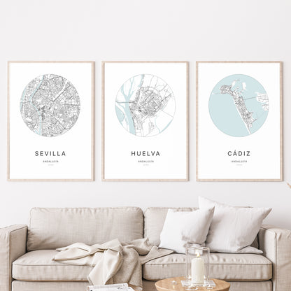 Trio d'affiches de Huelva, Sevilla et Cádiz dans un salon.