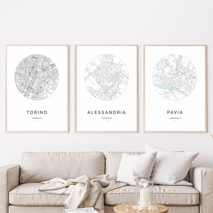 Trio d'affiches d'Alessandria, Torino et Pavia dans un salon.