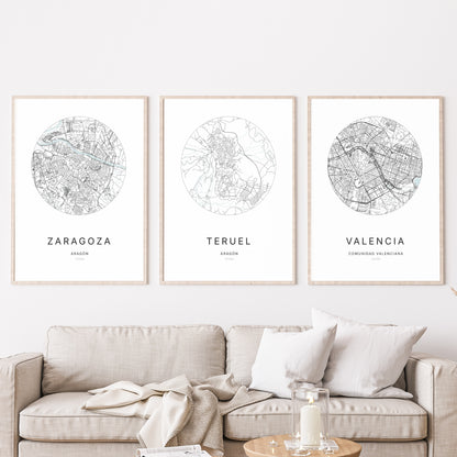 Trio d'affiches de Teruel, Zaragoza et Valencia dans un salon.